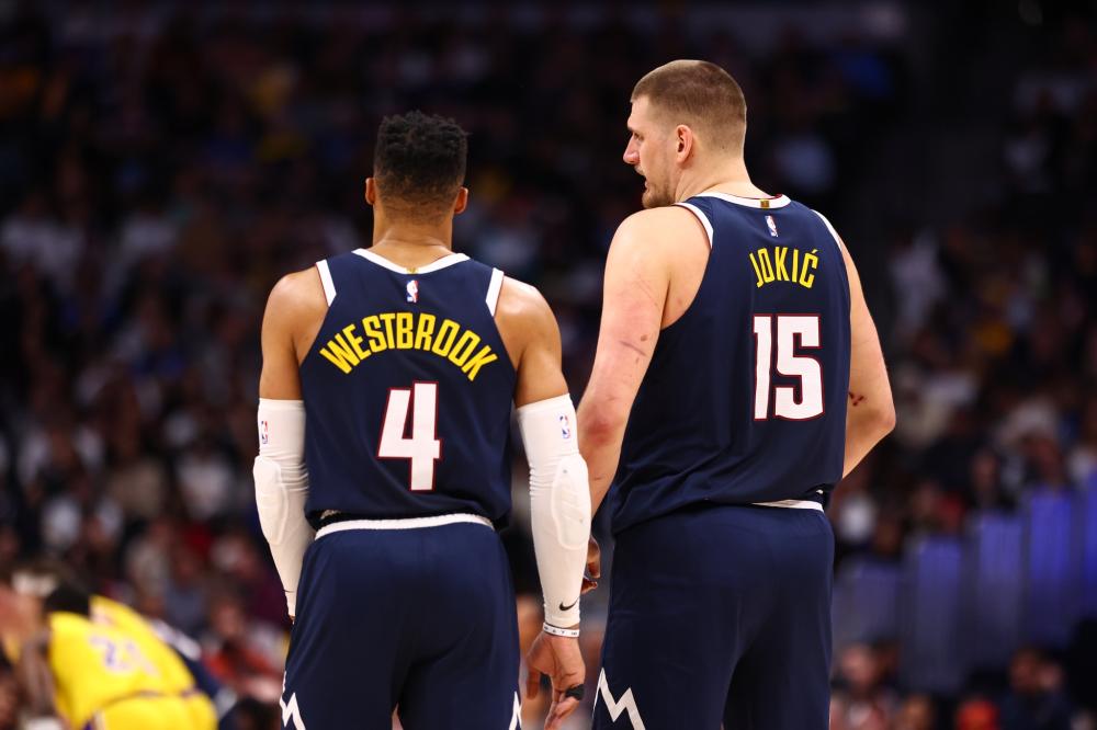 背后压力不 背后压力不