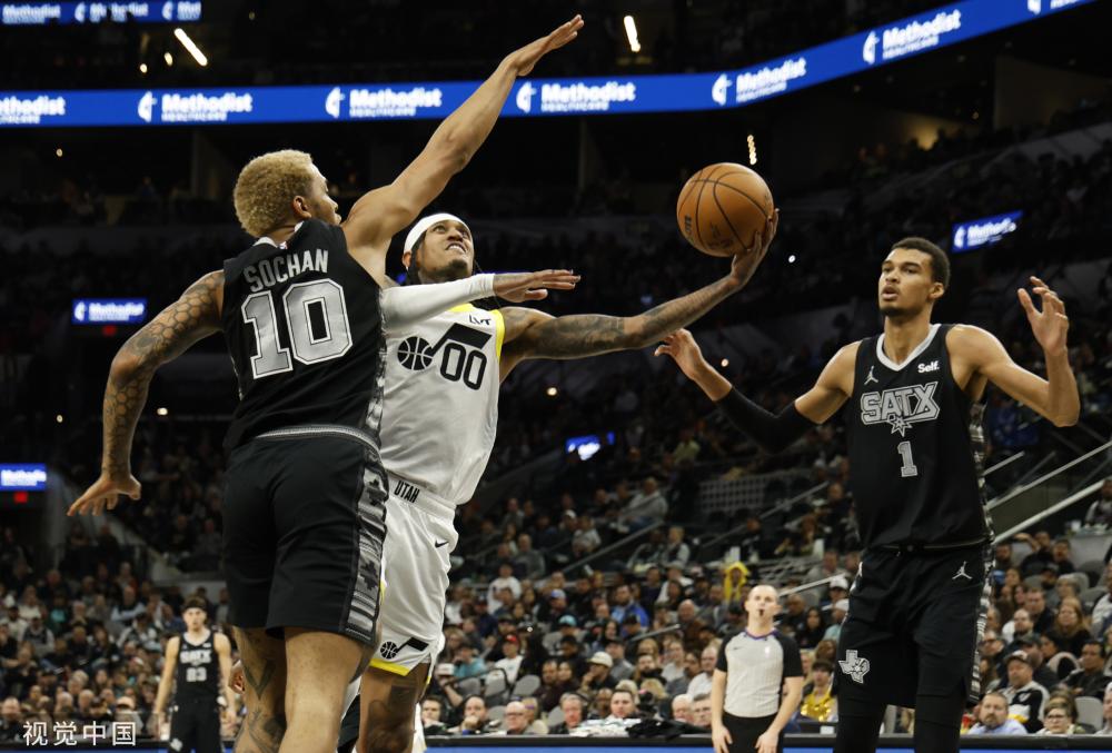 绪失控而遭 绪失控而遭